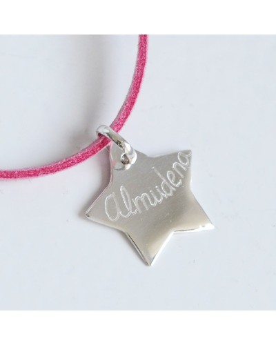 Collar con colgante de estrella de plata