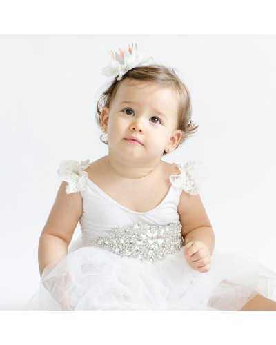 Vestido de princesa con cinturon de brillantes
