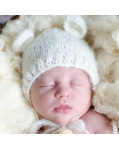 Gorrito hecho a mano con orejitas