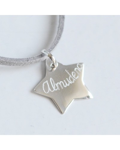 Collar con colgante de estrella de plata