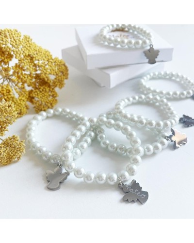 6 pulseras de perlas para invitados con medalla grabada