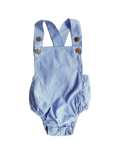 Ropa para bebé con su nombre bordado