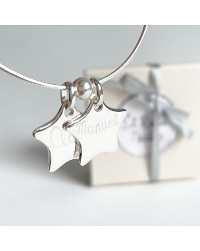 Collar con 2 estrellas grabadas con nombres