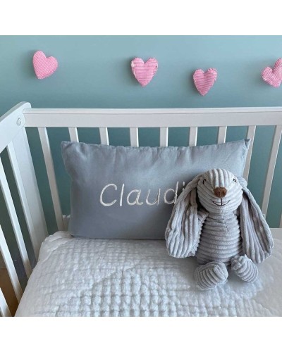 Cojin personalizado con el nombre del bebé o niño. Cojines infantiles.