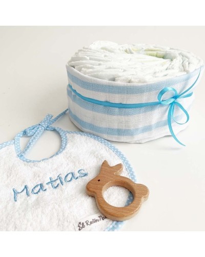 Tarta de pañales para regalar a un bebé