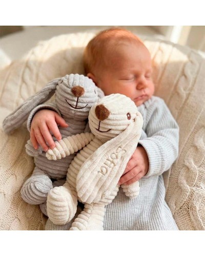 Conejo de peluche para bordar con el nombre que quieras
