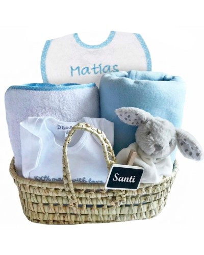 Canastilla de bebé Bienvenida con capa de baño, manta, peluche y complementos personalizados