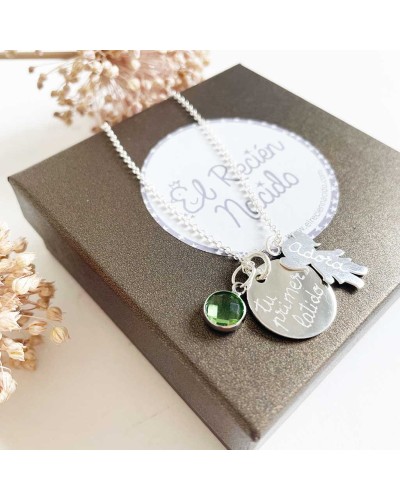 Collar de plata con siluetas grabadas para mamás
