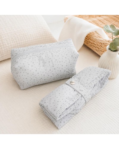 Canastilla con albornoz bordado incluido completa